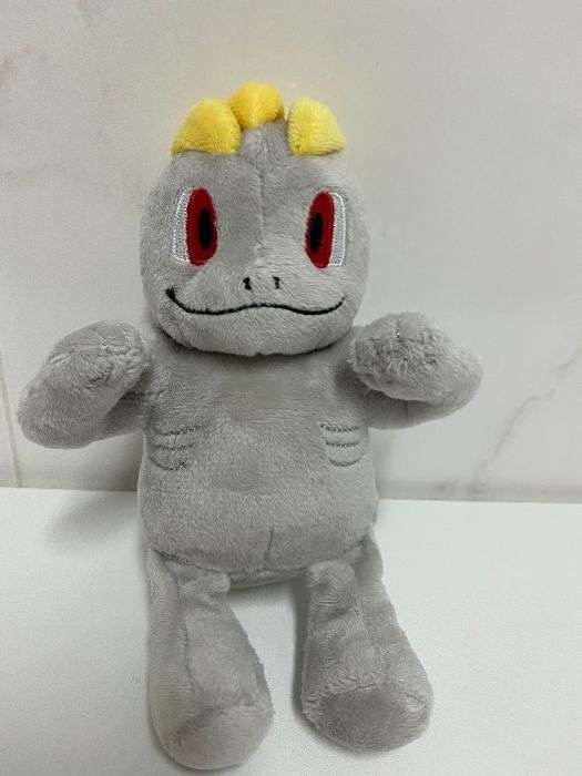 Peluche do Pokémon Machop