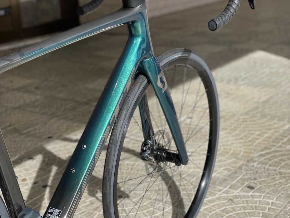 Bicicleta Estrada Scott Addict RC 20 / Nova