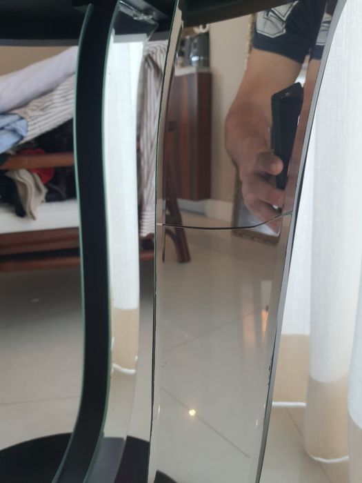 Mesa moderna de espelho