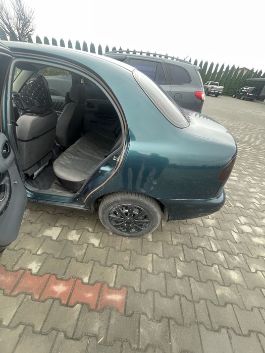 Продам Daewoo lanos 1.5 газ бензин
