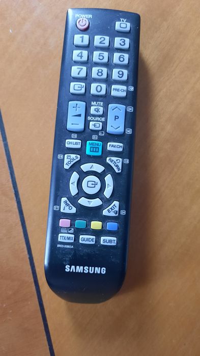 Monitor LCD Samsung Syncmaster 2333HD 23