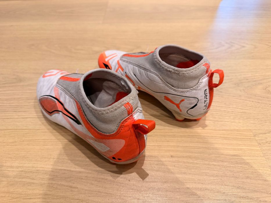 Korki do gry Puma Ultra rozmiar 34