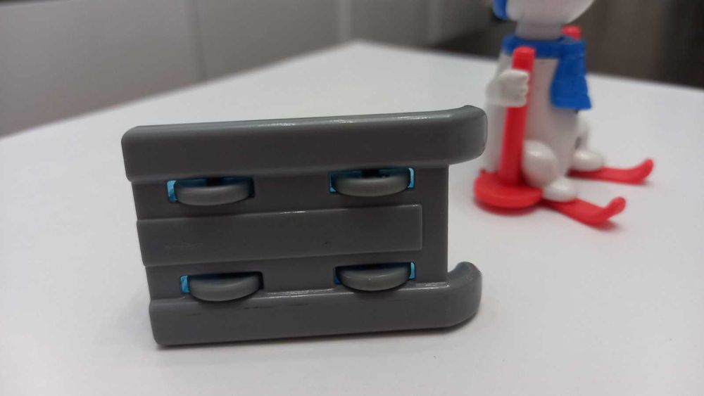 2 шт. снеговик Олаф на санках на лыжах Рождество Новый год McDonald's