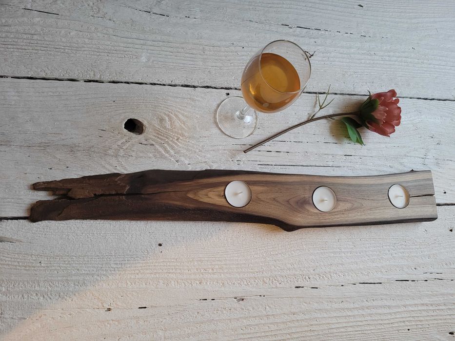 Świecznik orzech włoski handmade