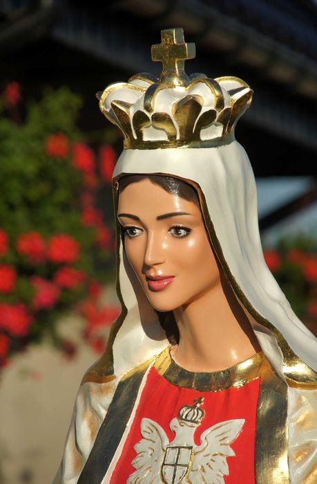 Figurka Matka Boża Królowa Polski. Matka Boska. Rzeźba Licheńska