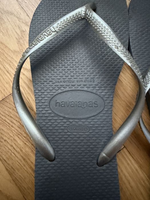 Шльопанці, вʼєтнамки Havaianas