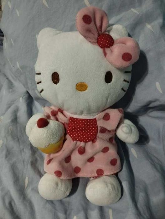 Maskotka hello kitty sanrio pluszak pluszowa kawaii harajuku zabawka