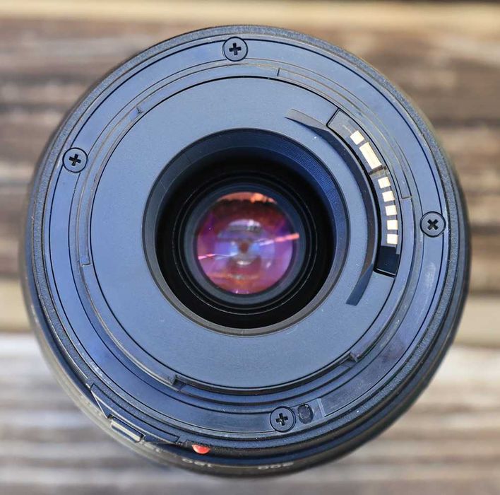 Tamron 70-300mm f/4-5.6 Di Macro para Canon