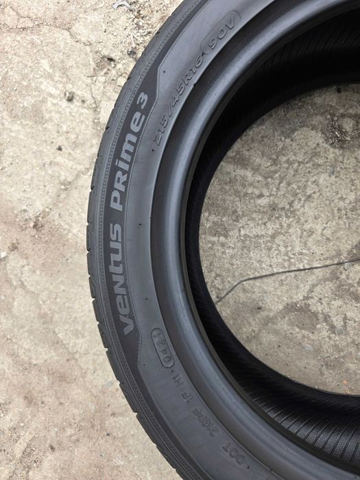 Opony letnie klasy średniej HANKOOK 215/45/16 ok. 6 mm 2021 r.