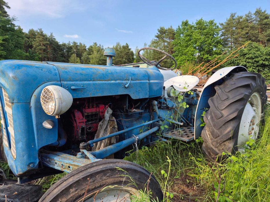 Traktor Ford Ferguson