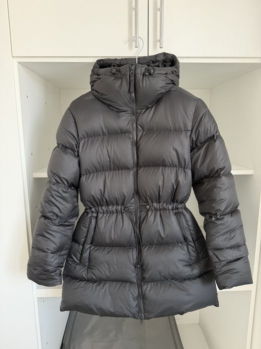 Жіночий пуховик Helly Hansen HH в гарному стані, тепла