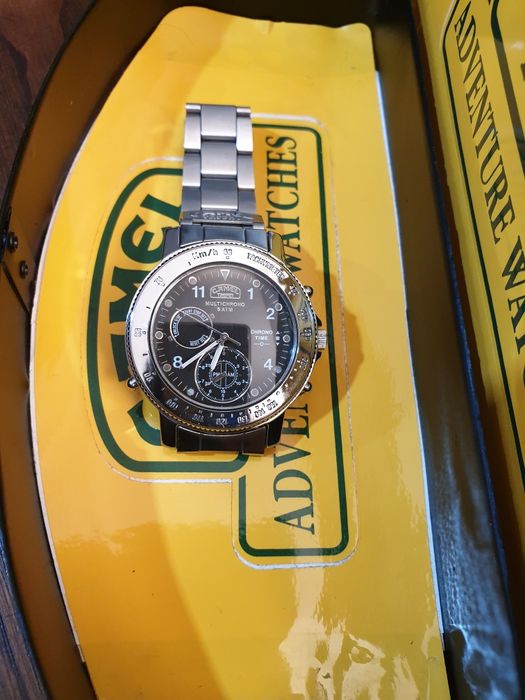 Relógio camel trophy