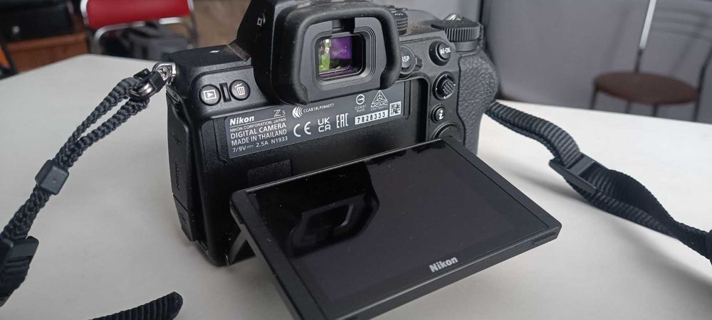 Nikon Z5. Body. Бездзеркальний. Пробіг 1000. Камері 2 роки. Стан нової