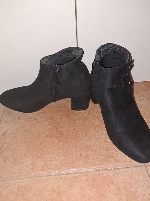 Botas pretas como novas 40