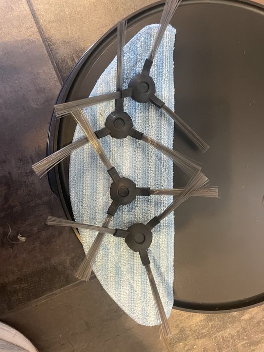 —-NOVO —Aspirador robôt  Silvercrest modelo SSWR C2- 2 em 1