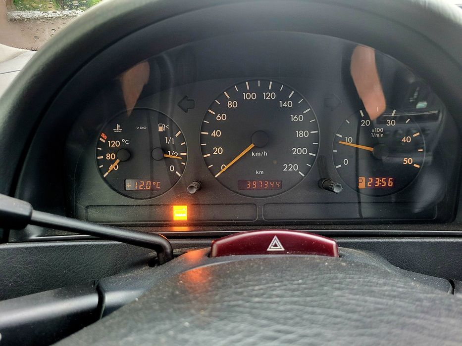 Mercedes ml odpala jezdzi