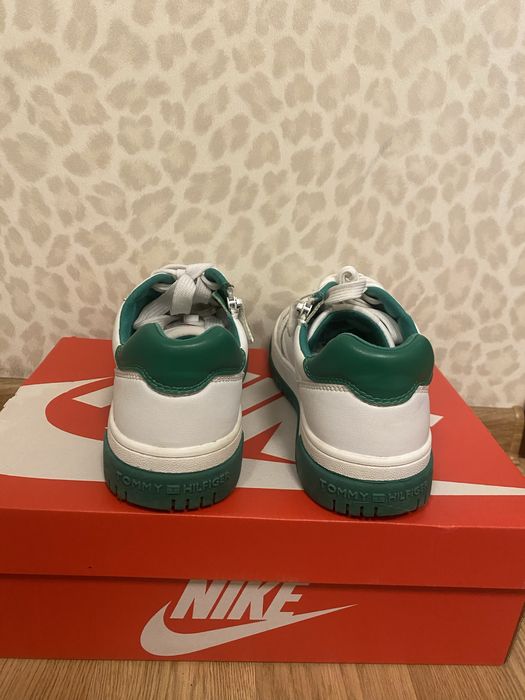 Кросівки жіночі TOMMY оригінал