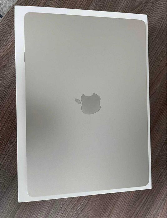 MacBook Air 13" M2 | 16GB RAM | Bateria 100% (7 cykli)