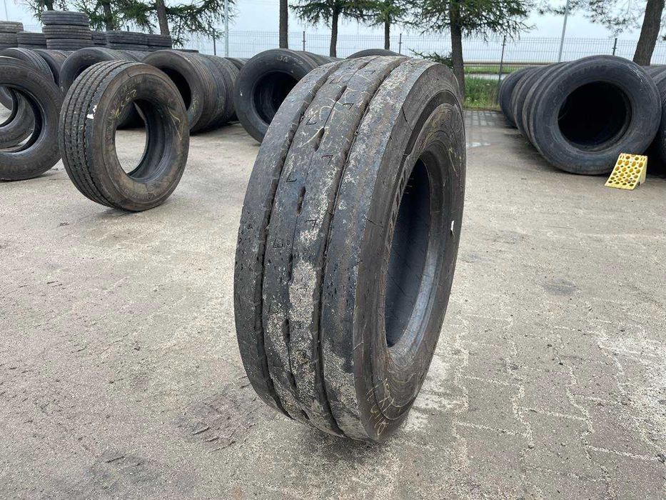 Opona używana ciężarowa 245/70R17.5 MICHELIN X MULTI T2 11-12mm