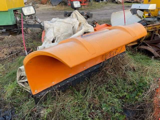 Solarka Piaskarka Posypywarka Epoke 2400 Igloo Schmidt Stratos silnik