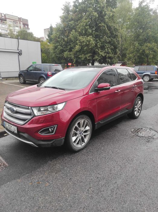 Ford Edge Titanium 2018 в преміальній комплектації
