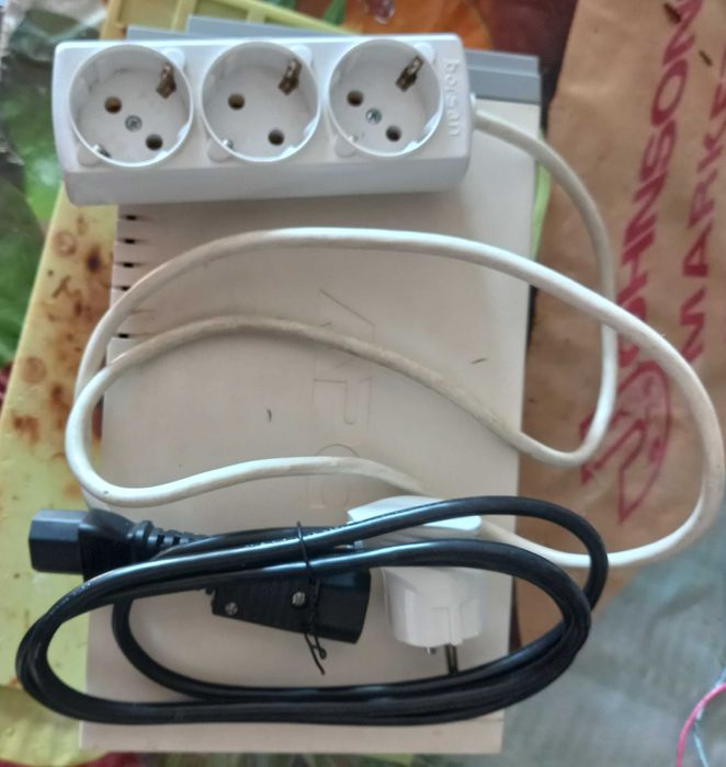 Джерело безперебійного живлення APC Back-UPS CS 500VA
