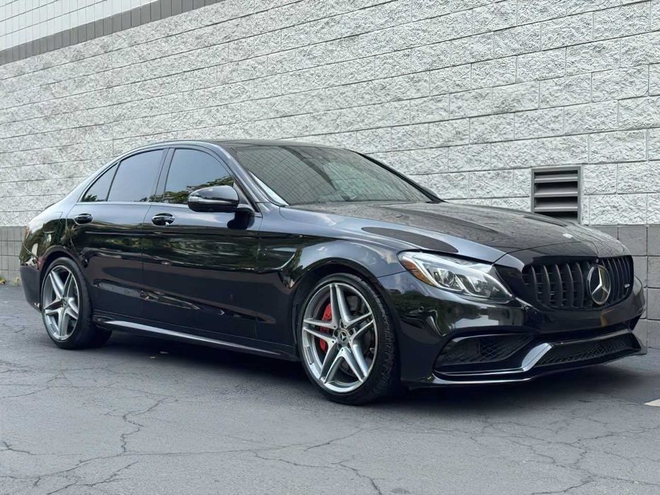 Mercedes-Benz C-Class AMG C 63 S      2017