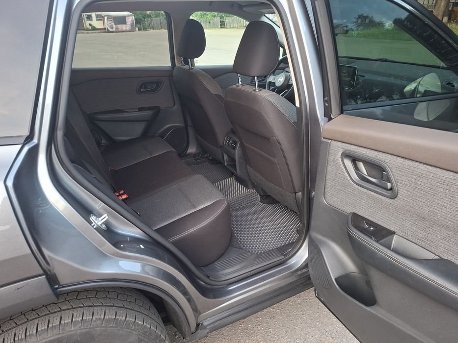 Nissan Rogue T33
