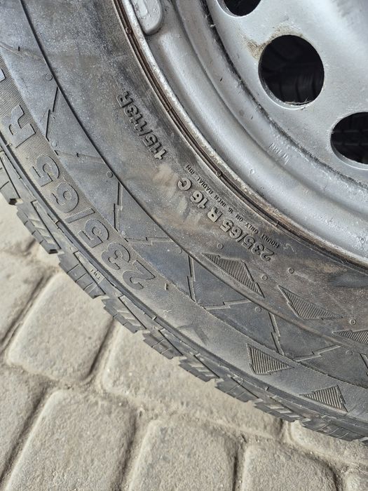 Продаж запаски на Mercedes Sprinter 235/65/R16С