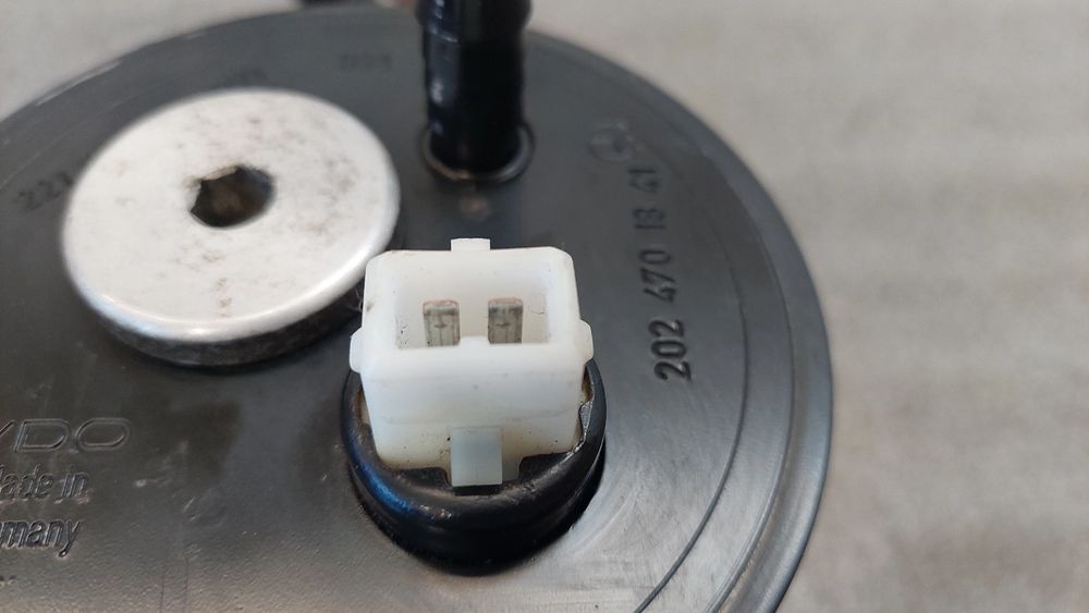 Boia combustível MERCEDES-BENZ Classe C Carrinha (S202)