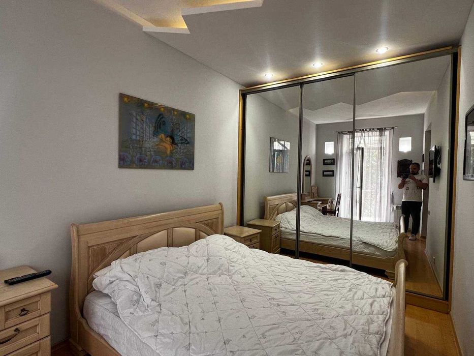 Продам 3-комнатную квартиру на ЧАЙКОВСКОГО рядом с ОПЕРНЫМ ТЕАТРОМ !!!