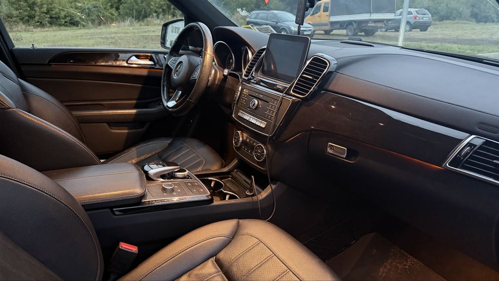 Mercedes-Benz gls450