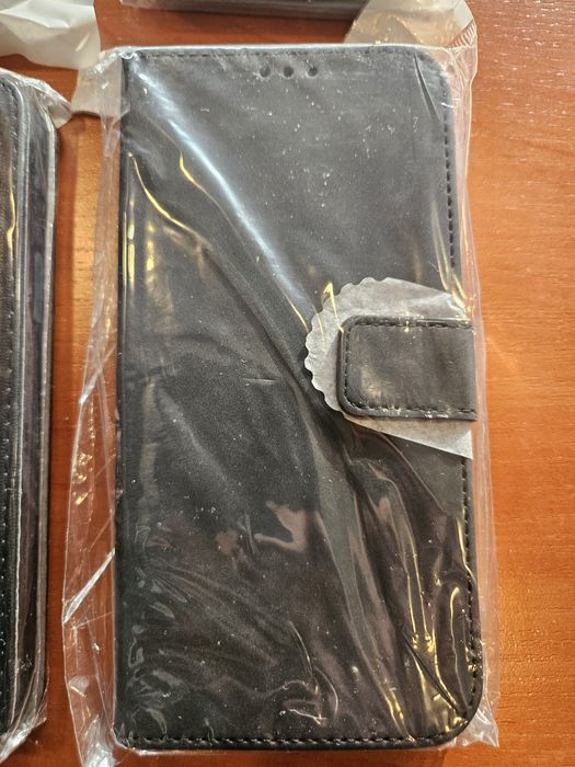 Etui zamykane pokrowiec futerał case do Apple Iphone 14 Plus