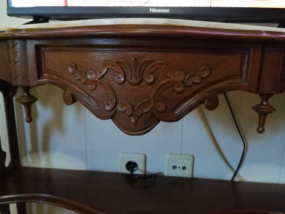 Aparador antigo/para restauro