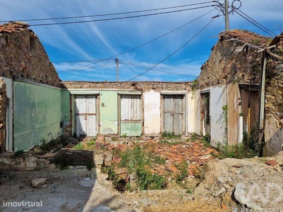 Casa / Villa em Poiares de 96 m2