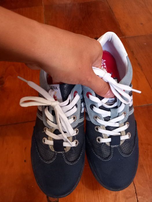 Кросівки 37 розмір