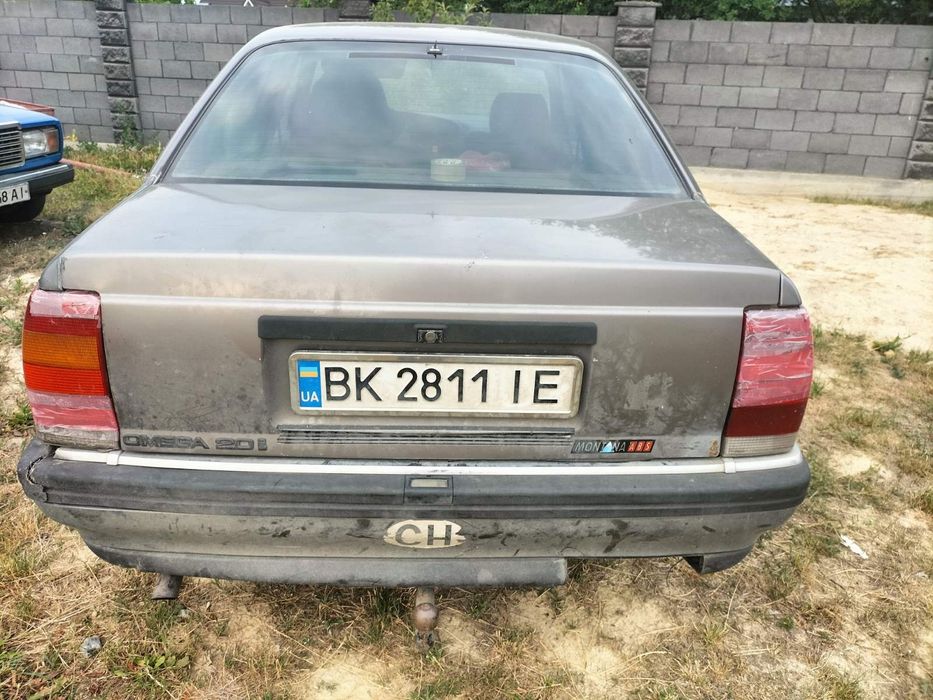 Опель омега а 1992 рік автомат 2.0