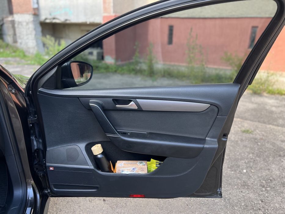 Volkswagen Passat 2013 VIN WVWZZZ3CZEE044981 фото оголошення 7 з 24