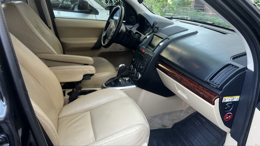Land Rover Freelander 2