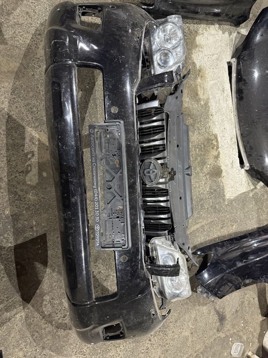 Бампер передний прадо 150 оригинал в наличии 2010 год