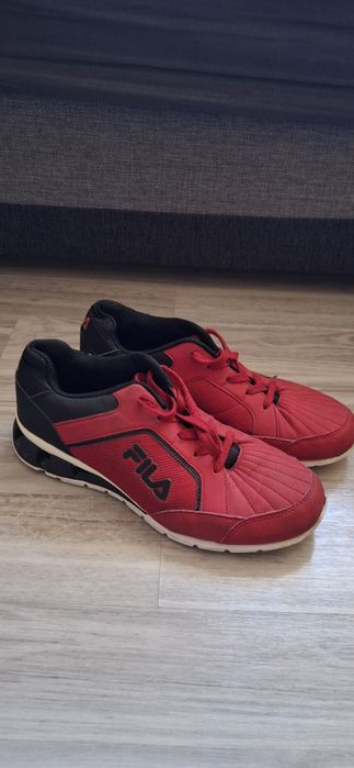Czerwone Buty Fila