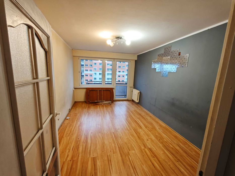 Mieszkanie z balkonem - os. Kazimierza Wielkiego  37m2 - sprzedam