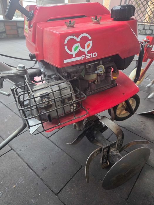 Glebogryzarka spalinowa