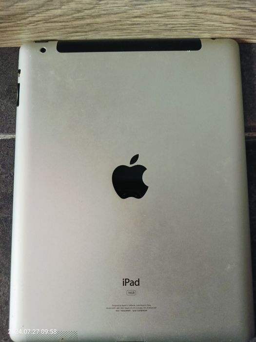 Планшет Apple iPad 16 GB