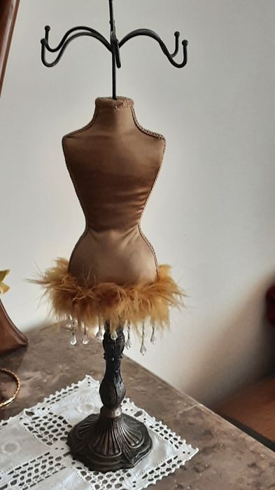 Expositor de colares e bijuteria  40 cm altura