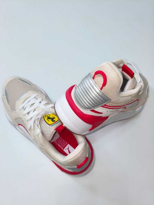 Чоловічі кросівки Puma Scuderia Ferrari розмір 44,5 29 см