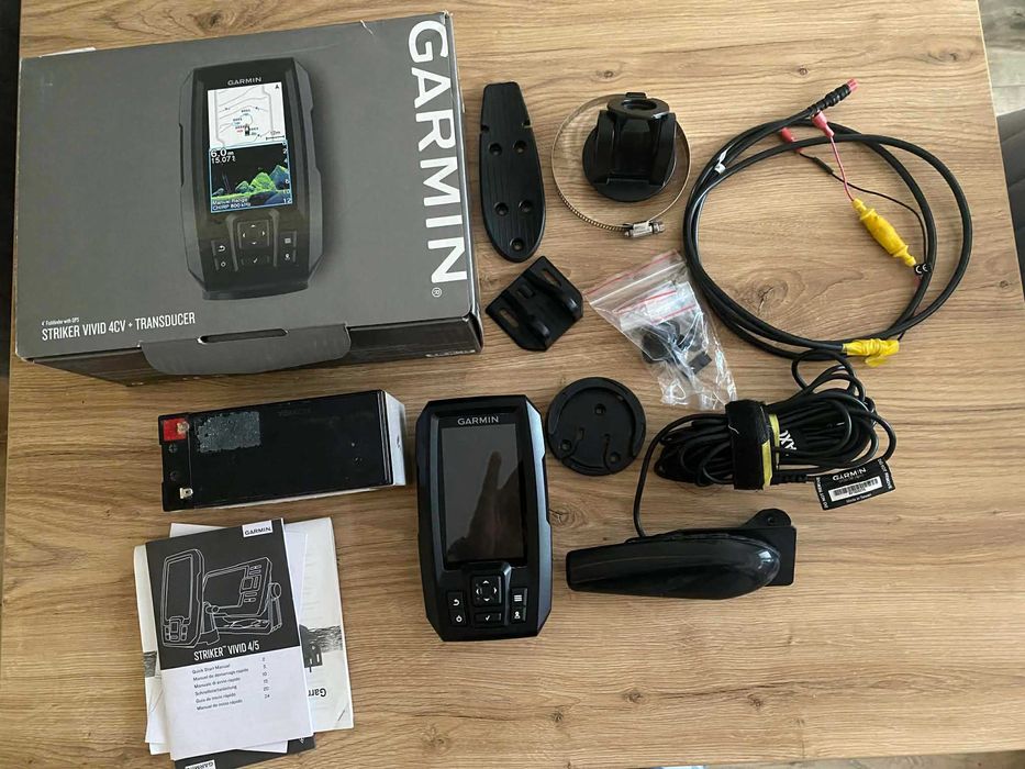 Garmin Striker Vivid 4cv + przetwornik GT20-TM + akumulator