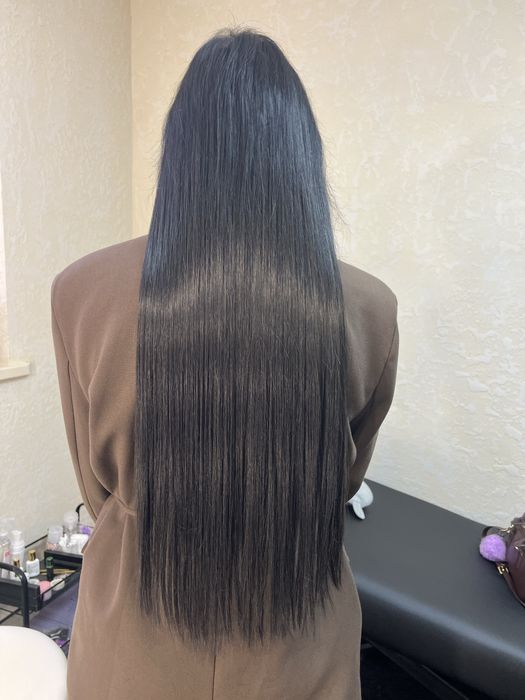 Капсульне нарощення та загущення біоволосся