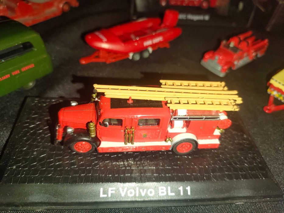 Lote de miniaturas Bombeiros