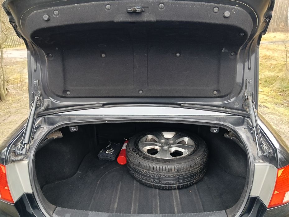 Продам Kia Magentis 2.0 газ/бенз АКПП